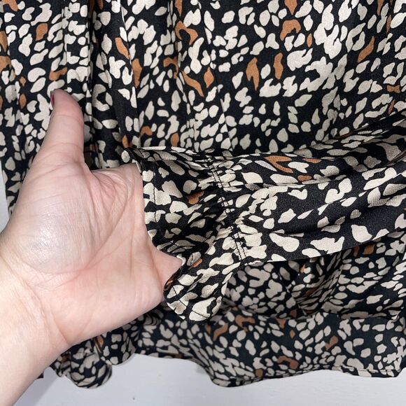 THML Black Tan White Abstract Print Blouse Long Sleeve Bubble Hem Women’s XS - Picture 5 of 13